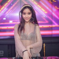 寶貝在干嘛DJ小黃人魔性版-情侶查崗神曲搞笑對唱