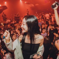 DJ耶耶網免費下載最新音樂，讓你的夜晚充滿音樂！